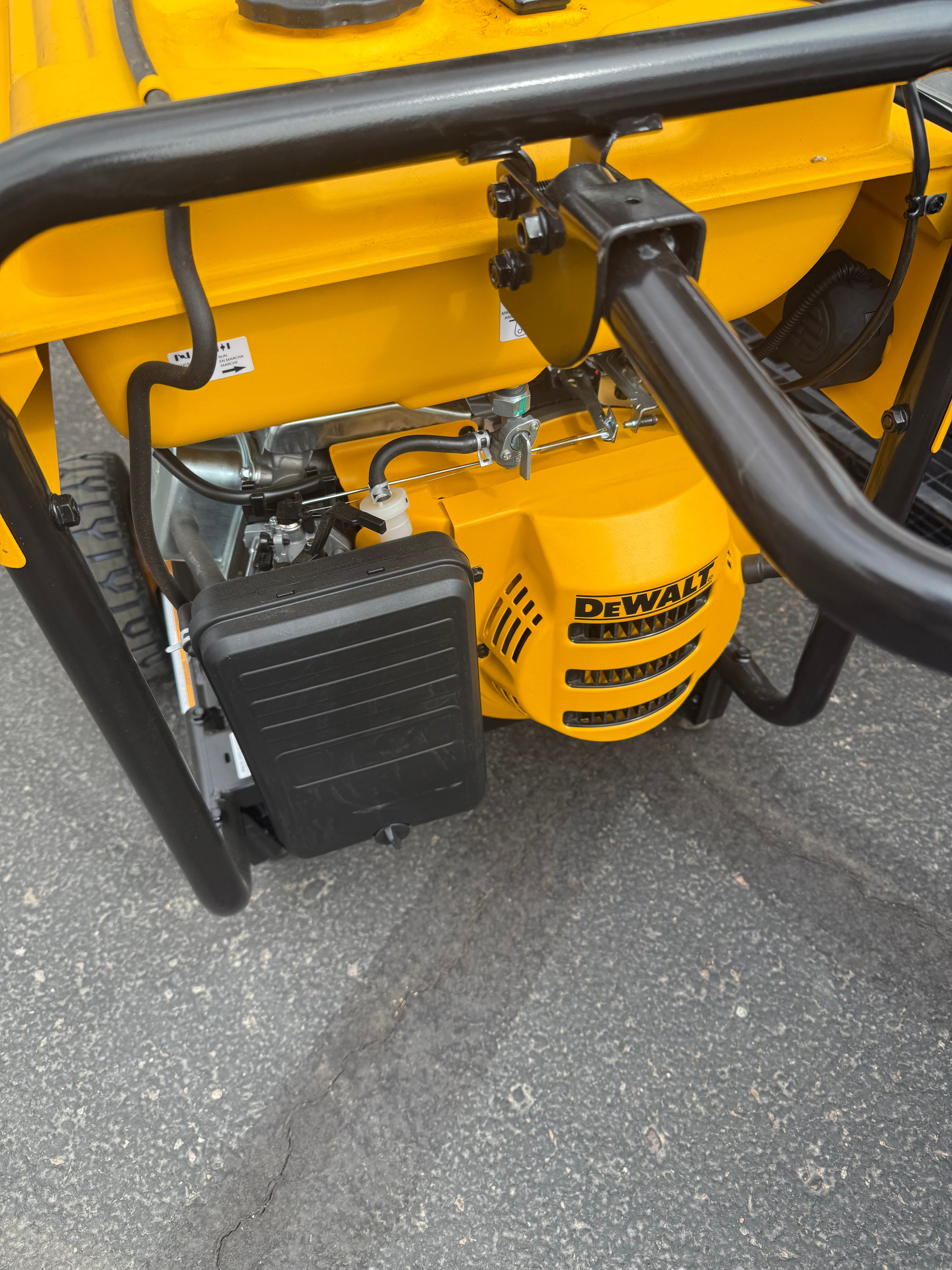 DeWalt 8,000W Portable Generator